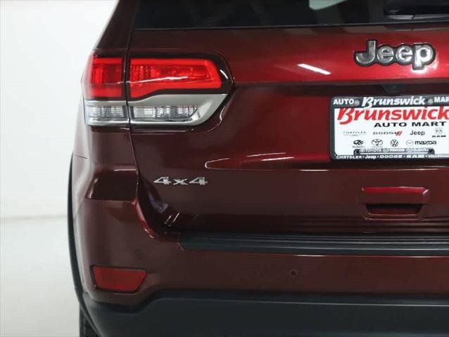 Certified 2020 Jeep Grand Cherokee Laredo AWD/4WD image 40