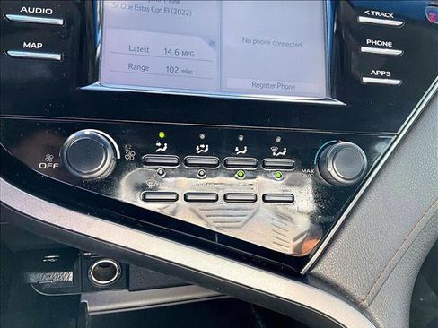 Used 2019 Toyota Camry LE image 23