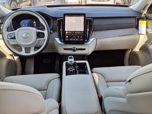 New 2026 Volvo XC90 B6 Ultra w/ Protection Package image 11