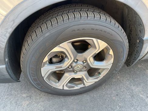 Used 2017 Honda CR-V EX image 8