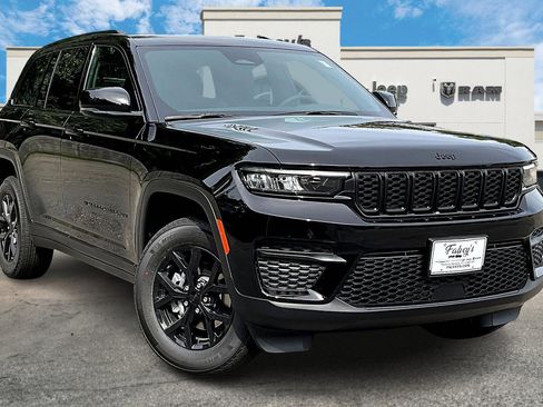 New 2025 Jeep Grand Cherokee 4WD image 2