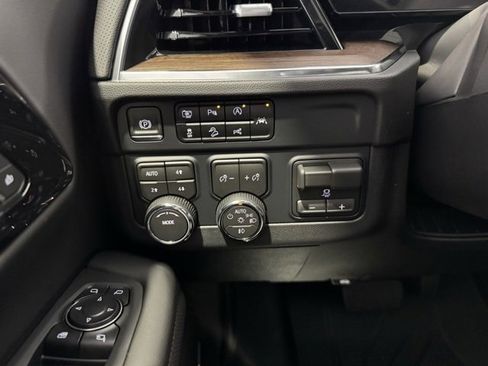 New 2026 Chevrolet Tahoe High Country w/ Sun And Tow Package image 20