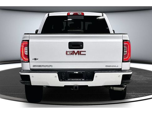 Used 2017 GMC Sierra 1500 Denali w/ Denali Ultimate Package AWD/4WD image 6