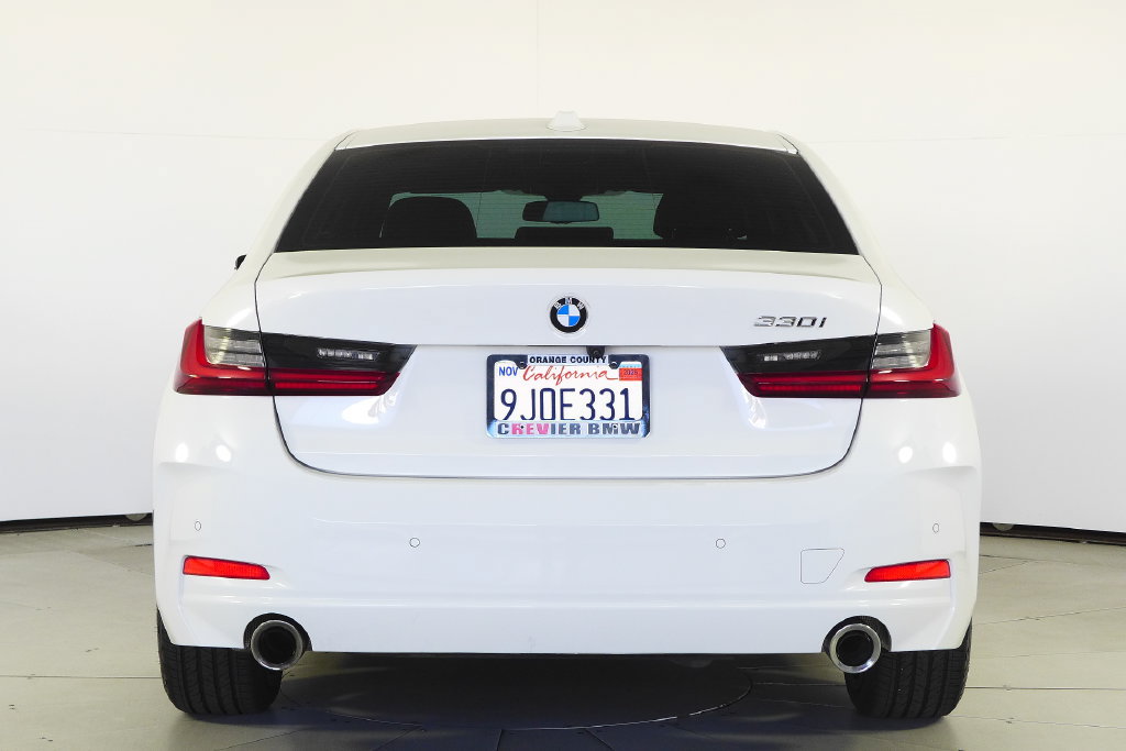 Certified 2024 BMW 330i Sedan w/ Convenience Package RWD image 8