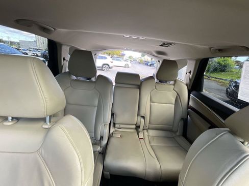 Used 2020 Acura MDX SH-AWD image 32