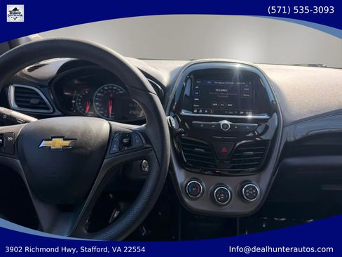 Used 2021 Chevrolet Spark LT FWD image 32