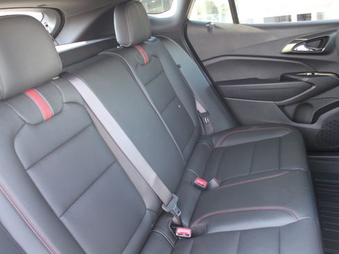 New 2026 Chevrolet Trax RS w/ Sunroof Package FWD image 16