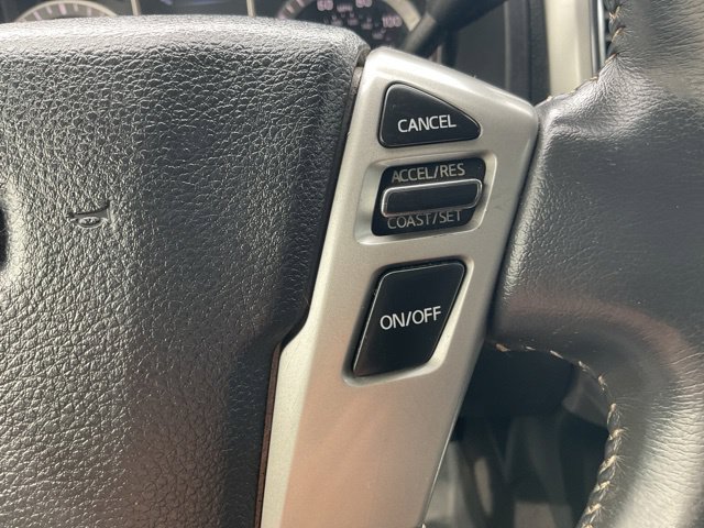 Used 2017 Nissan Titan PRO-4X AWD/4WD image 21