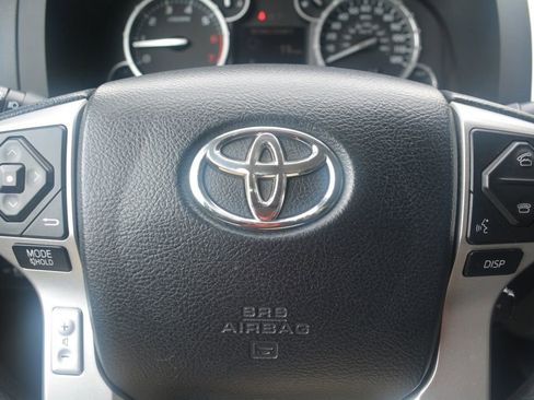 Used 2014 Toyota Tundra SR5 w/ TRD Off Road Package AWD/4WD image 11