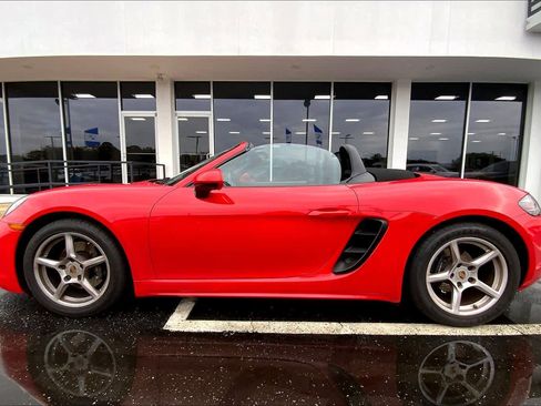 Used 2022 Porsche 718 Boxster image 22
