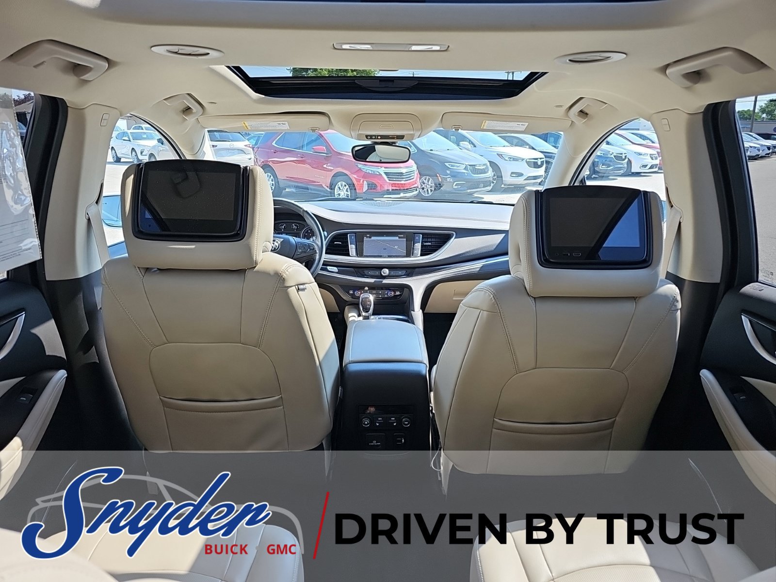 Used 2018 Buick Enclave Premium FWD image 30