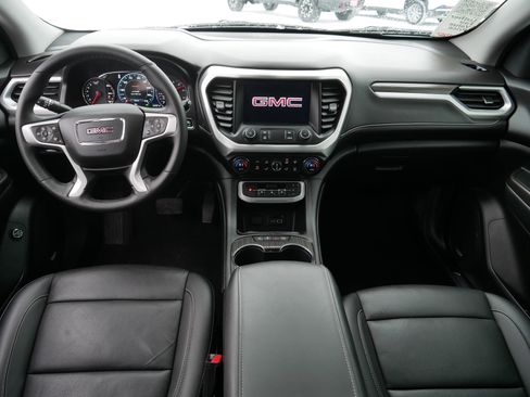 Certified 2023 GMC Acadia SLT w/ Elevation Edition image 10