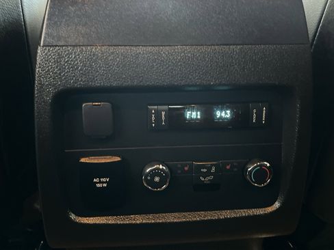 Used 2017 Ford Expedition Limited w/ Limited Appearance Package image 24