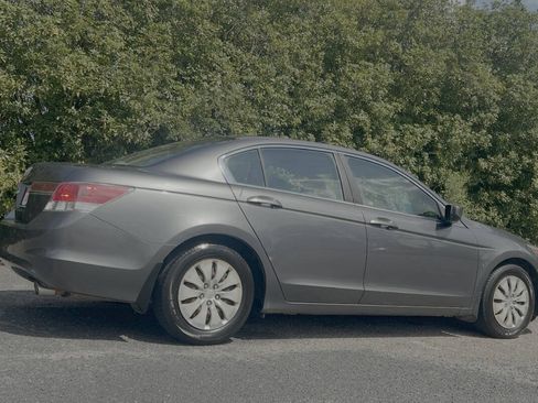 Used 2012 Honda Accord LX image 8