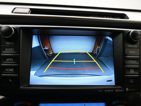 Used 2018 Toyota RAV4 Limited image 20