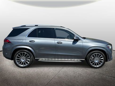 Used 2022 Mercedes-Benz GLE 350 4MATIC image 4