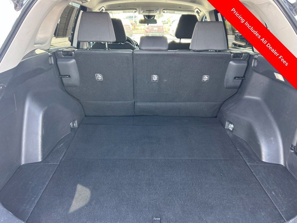 Used 2024 Toyota RAV4 XLE FWD image 16