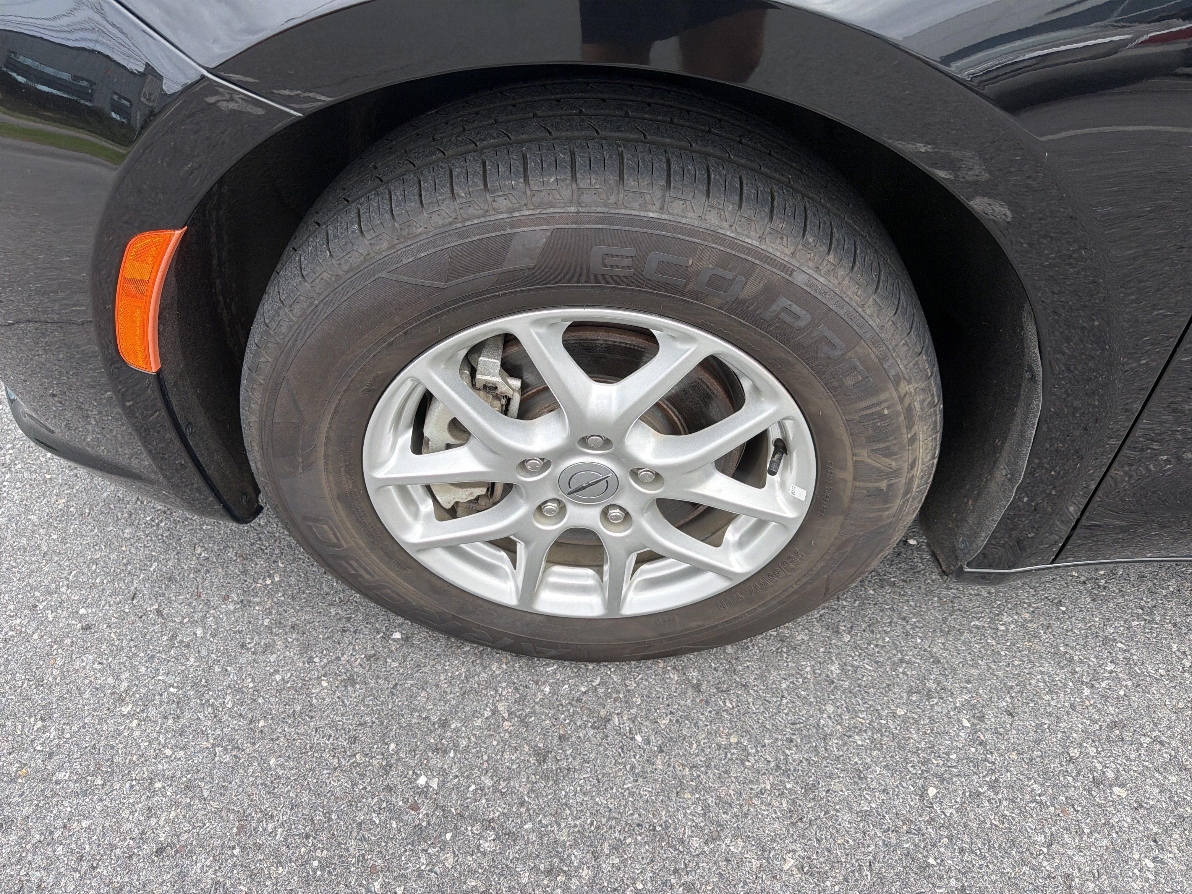Used 2025 Chrysler Pacifica Select FWD image 11