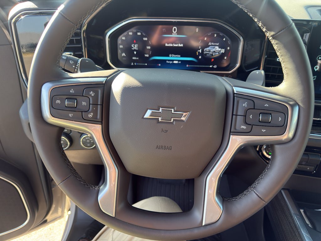 New 2026 Chevrolet Silverado 1500 RST w/ Dark Appearance Package AWD/4WD image 13