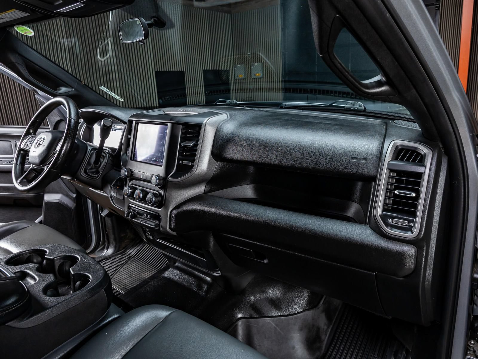 Used 2021 RAM 2500 Tradesman w/ Chrome Appearance Group AWD/4WD image 15