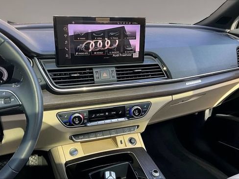 Certified 2023 Audi Q5 2.0T Premium Plus w/ Premium Plus Package AWD/4WD image 9