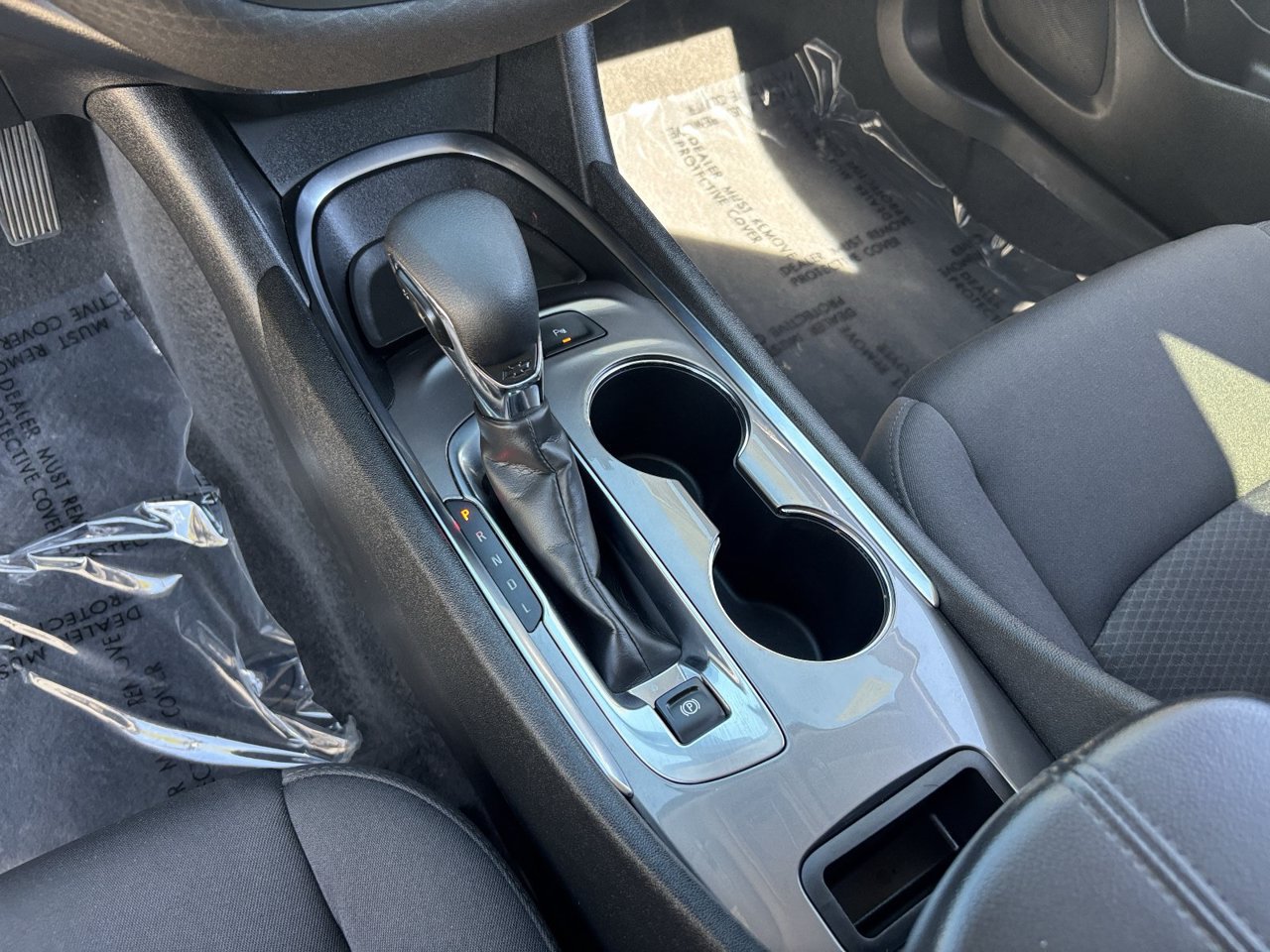Used 2022 Chevrolet Malibu LT FWD image 23