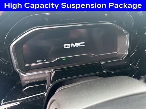 Used 2023 GMC Sierra 1500 Elevation AWD/4WD image 7