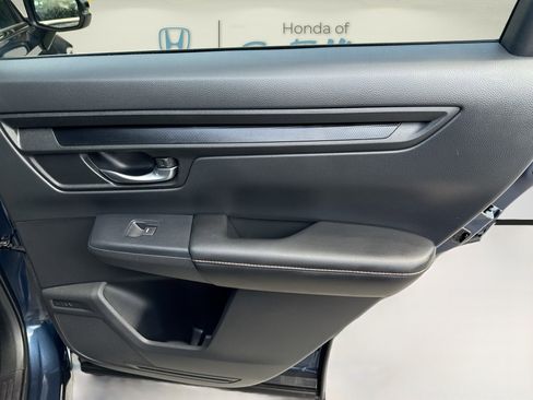 Used 2025 Honda CR-V Sport image 30