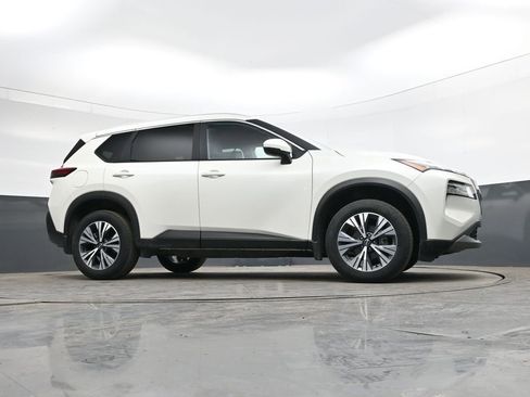 Used 2023 Nissan Rogue SV w/ SV Premium Package image 34