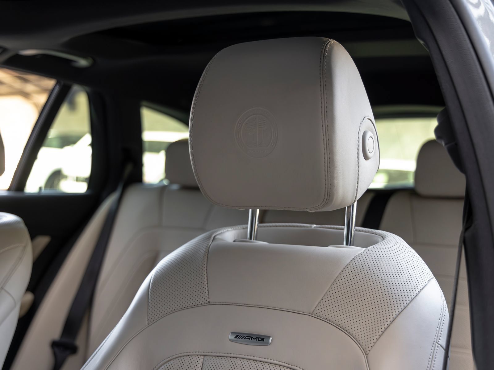 Used 2018 Mercedes-Benz E 63 AMG S image 29