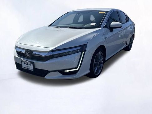 Used 2018 Honda Clarity Touring image 4