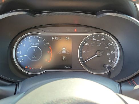 New 2025 Nissan Versa SR w/ Trunk Package image 8