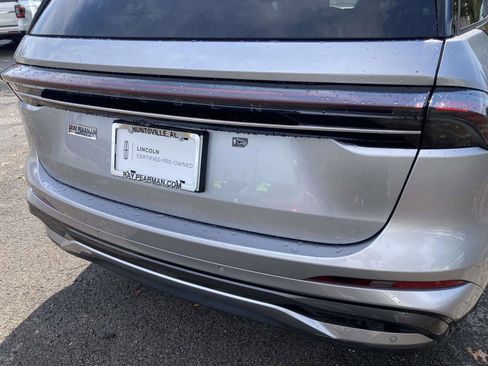 Certified 2024 Lincoln Nautilus Reserve w/ Equipment Group 202A image 4