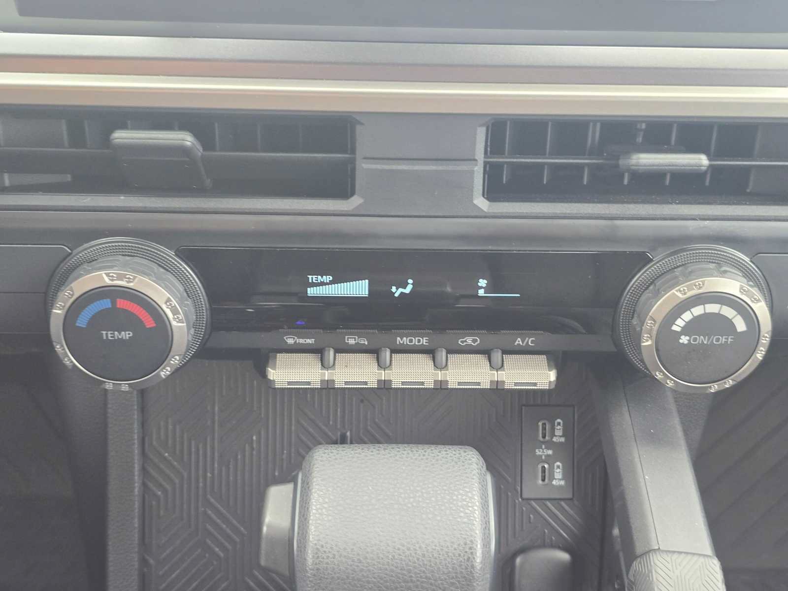 Certified 2025 Toyota 4Runner SR5 AWD/4WD image 30