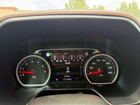 Used 2021 Chevrolet Suburban High Country AWD/4WD image 37