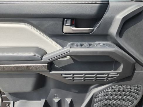 New 2026 Toyota Tacoma Limited AWD/4WD image 21