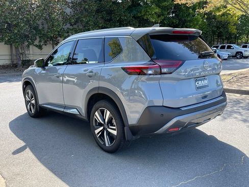 Used 2023 Nissan Rogue SL FWD image 5