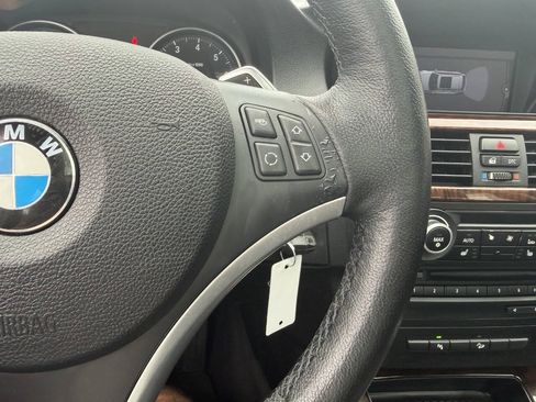 Used 2011 BMW 328i xDrive Wagon AWD/4WD image 29