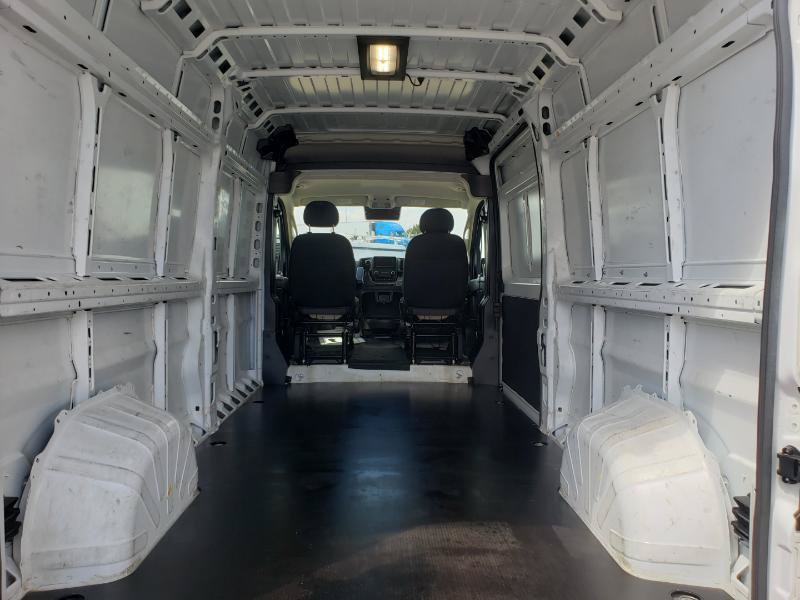 Used 2025 RAM ProMaster 2500 w/ Convenience Group FWD image 10