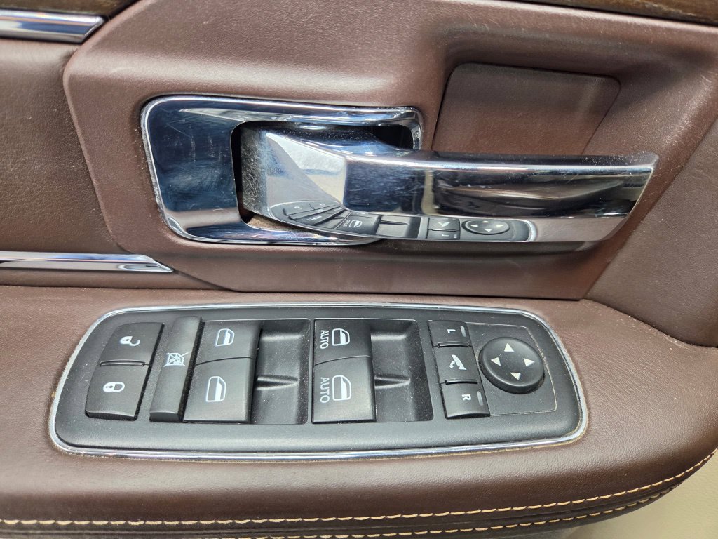 Used 2016 RAM 1500 Laramie Longhorn w/ Convenience Group AWD/4WD image 25