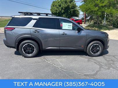New 2026 Nissan Pathfinder Rock Creek w/ Rock Creek Premium Package