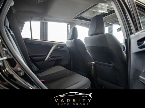 Used 2018 Toyota RAV4 XLE w/ Plus Extra Value Package image 17