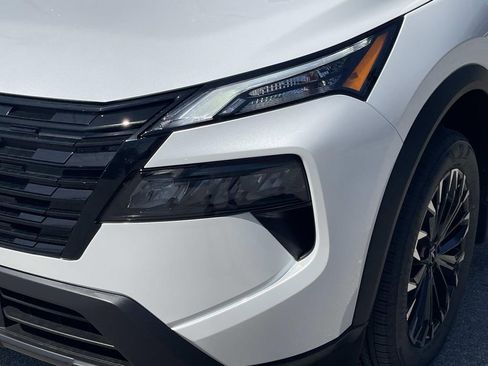 New 2026 Nissan Rogue SV AWD/4WD image 9