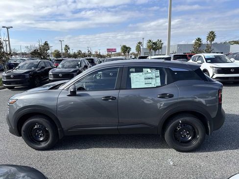 New 2026 Nissan Kicks S image 7