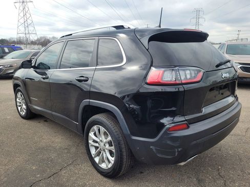 Used 2019 Jeep Cherokee Latitude w/ Popular Appearance Group image 11