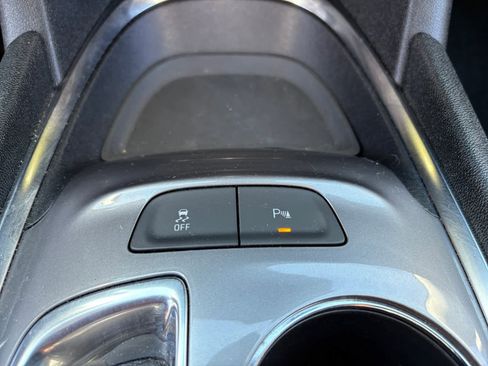 Used 2024 Chevrolet Malibu LT image 25