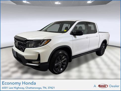 Certified 2025 Honda Ridgeline Sport image 1
