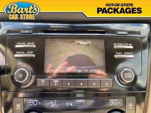 Used 2014 Nissan Rogue SV image 33