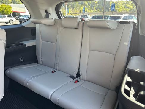 New 2026 Toyota Grand Highlander AWD image 15
