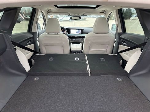 Used 2025 Nissan Murano SL image 9